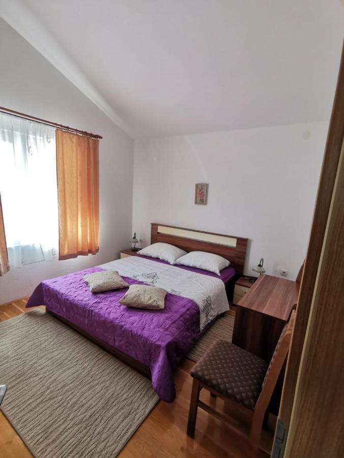 Apartman Zora Podstrana Esterno foto